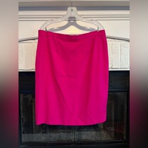 Escada - size 42 - BARBIE PINK!!! virgin wool skirt - beautiful! Retail 500